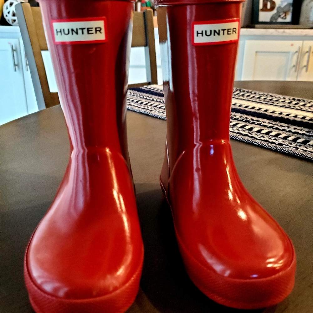 Hunter First Gloss Rain Boot Size 8 Toddler